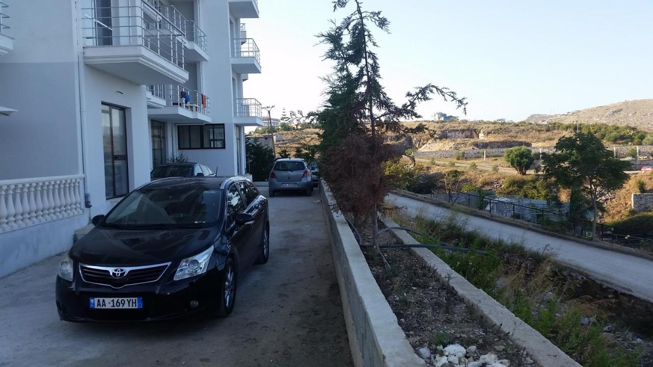 Apartment Tinka In Saranda Exterior photo