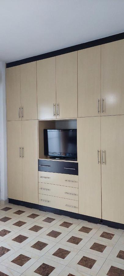 Apartment Tinka In Saranda Exterior photo