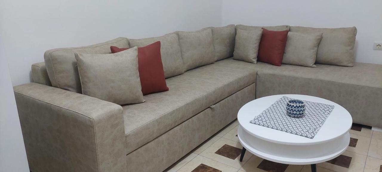 Apartment Tinka In Saranda Exterior photo