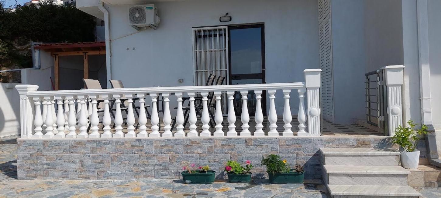 Apartment Tinka In Saranda Exterior photo